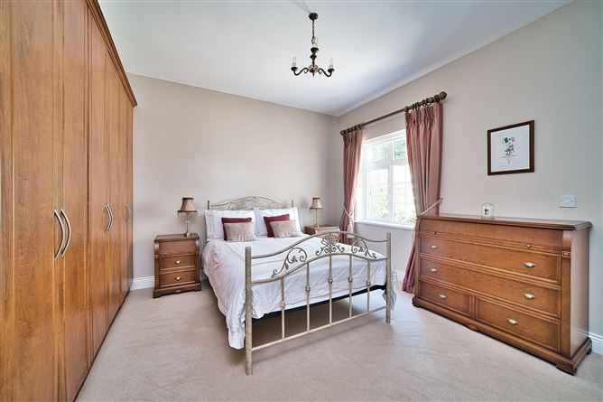 12 Moynalvy Manor, Summerhill, Meath
