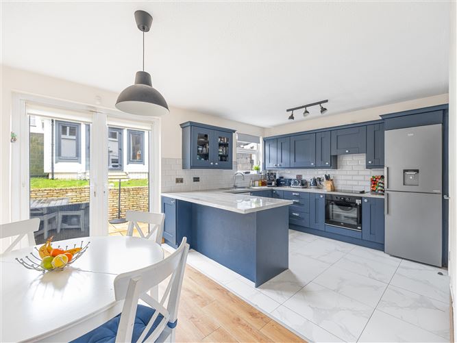 43 Carrigmore Drive, Aylesbury, Dublin 24