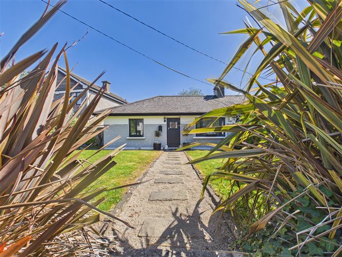 https://photos-a.propertyimages.ie/media/0/7/4/4990470/ef774a4a-9c0c-4efa-8067-e36c8a67ca46_l.jpg