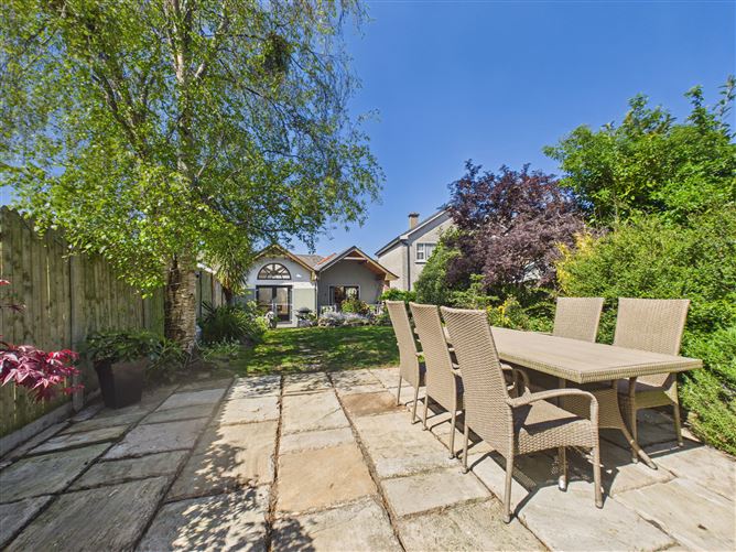 https://photos-a.propertyimages.ie/media/0/7/4/4990470/ef774a4a-9c0c-4efa-8067-e36c8a67ca46_l.jpg