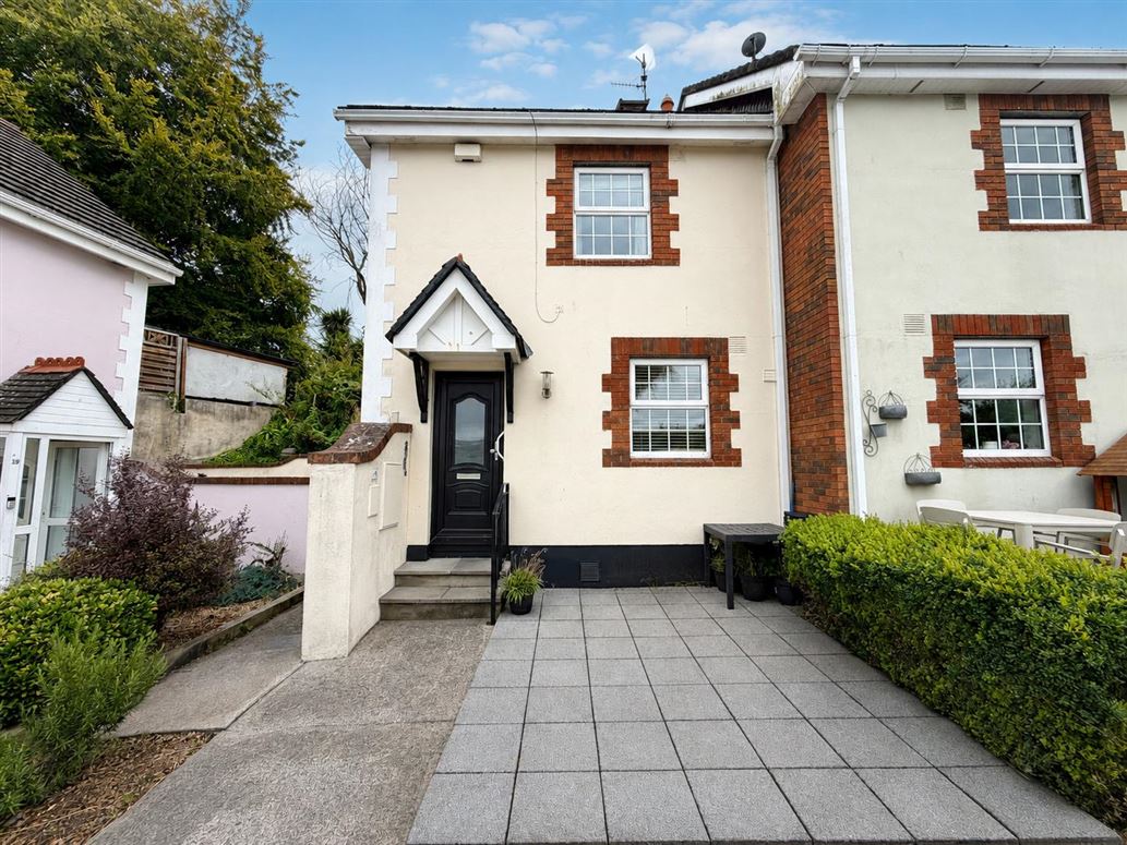 18 Crosstrees, Howth, Co. Dublin, Howth, Dublin