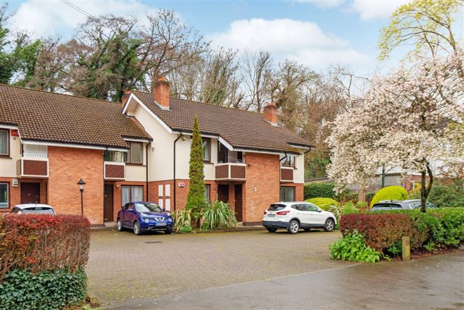 28 Riverbank, Dodder Park Road, Rathfarnham, Dublin 14