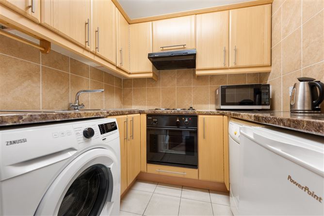 28 Riverbank, Dodder Park Road, Rathfarnham, Dublin 14