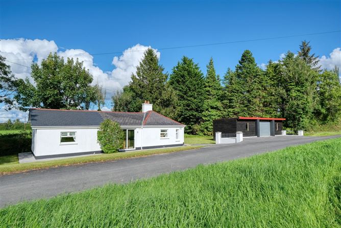 Corner Cottage, Deerpark, Newtownforbes, Co. Longford