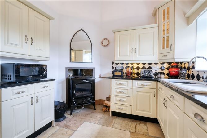 Corner Cottage, Deerpark, Newtownforbes, Co. Longford