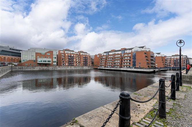 14 Aranmore, Custom House Harbour, Dublin 1, County Dublin