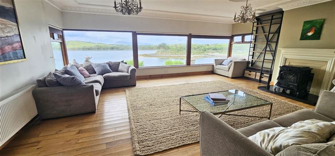Rosmoney, Carraholly, Westport, Mayo