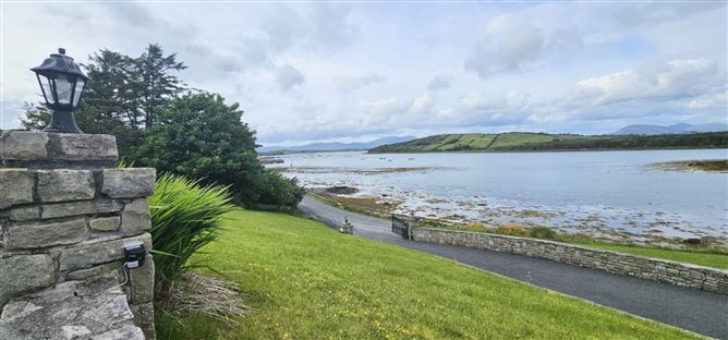 Rosmoney, Carraholly, Westport, Mayo