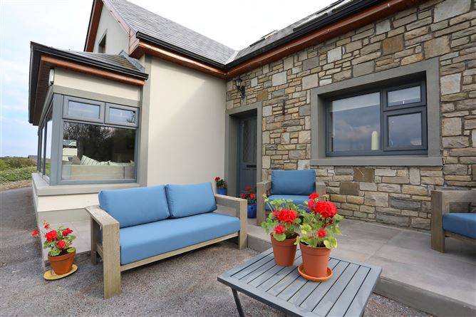 Rosmoney, Carraholly, Westport, Mayo