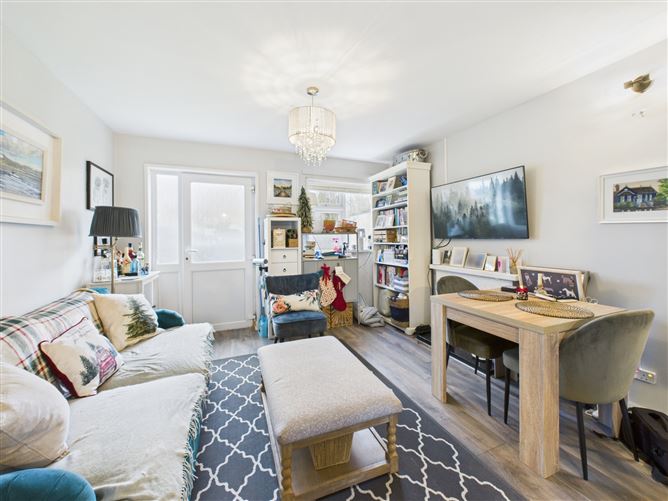 8 Knockboy Village, Ballygunner, Waterford