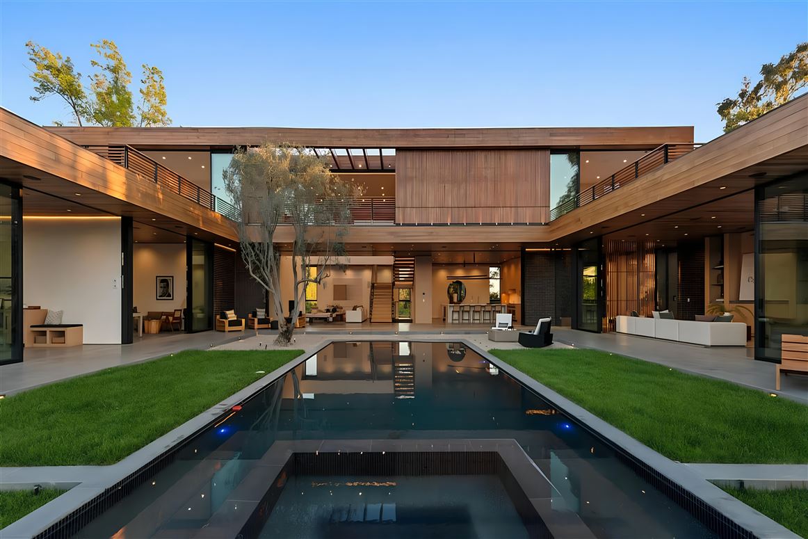 A Private Dream,Beverly Hills,California,USA