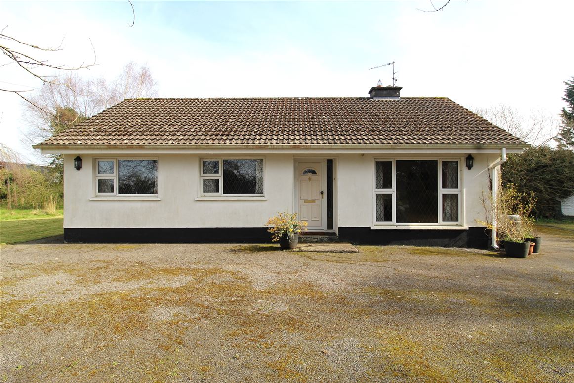 Holly Cottage, Gortraven, Lusmagh, Co. Offaly