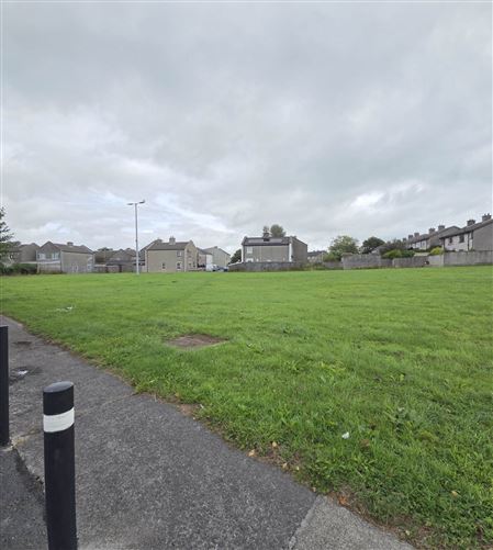 Photo 17 of 17 — 40 Castlepark, Ballybane, County Galway