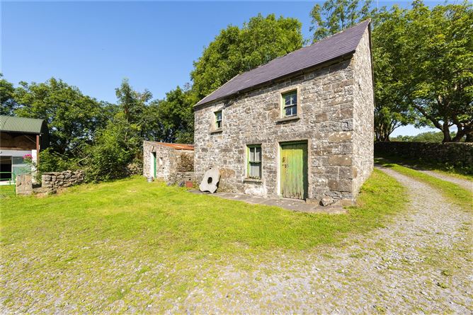 Mill Farm House, Caheraderry Mill, Lahinch, Co. Clare