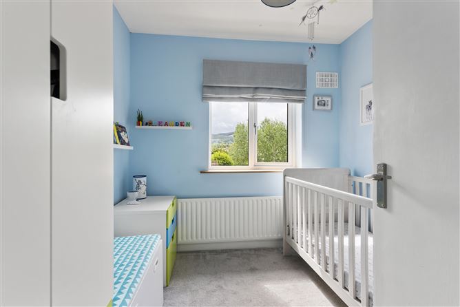 92 Broadford Lawn, Ballinteer,   Dublin 16