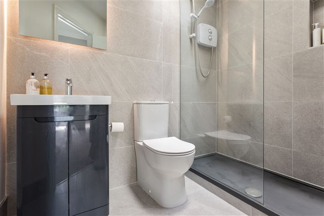 8 Orchard Square, Bird Avenue, , Clonskeagh, Dublin 14