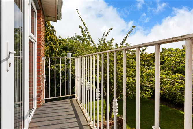 8 Orchard Square, Bird Avenue, , Clonskeagh, Dublin 14