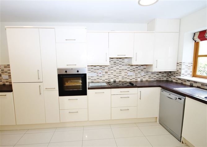 42 Belfry Grove, Citywest, Dublin 24