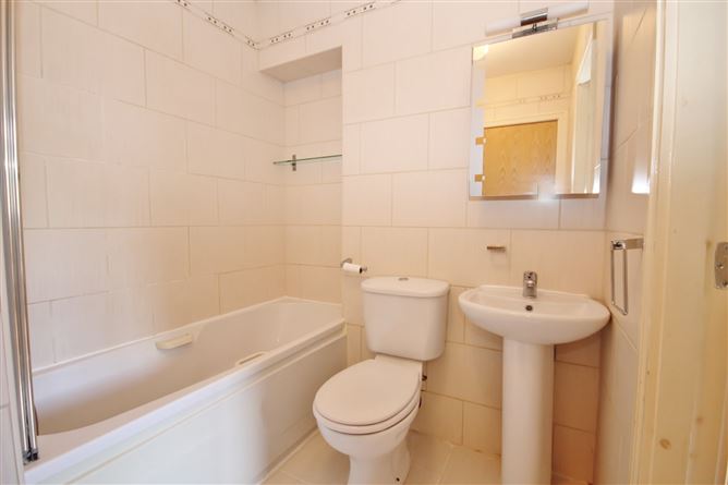 42 Belfry Grove, Citywest, Dublin 24