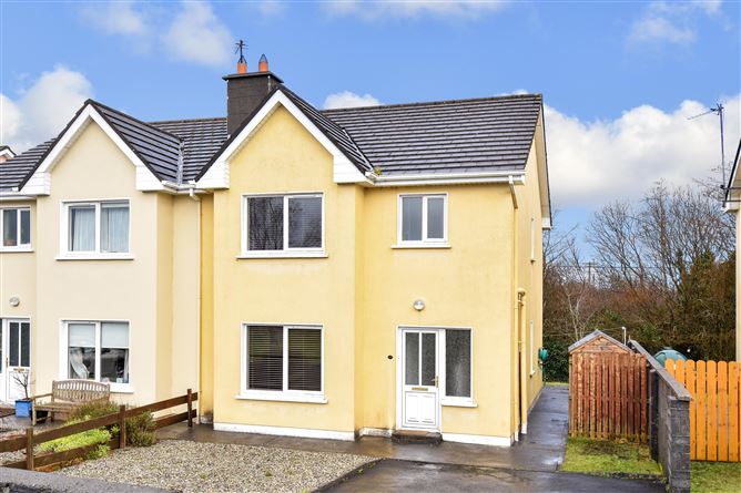 13 Cregg View, Oughterard, Galway