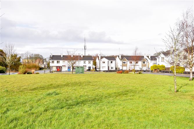 13 Cregg View, Oughterard, Galway