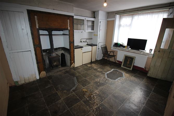 No. 14 Cork St, Macroom, Cork
