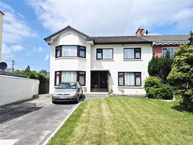 Chapel Street, Dunmanway, Cork