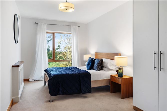 86 The Atrium, Roebuck Hill, Clonskeagh, Dublin 14