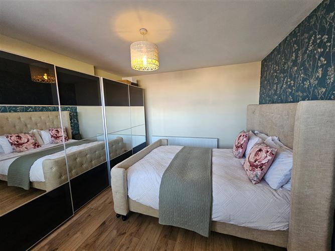11 Broomhall Crescent, Rathnew, Wicklow
