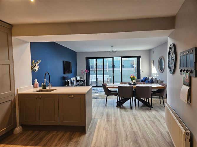 11 Broomhall Crescent, Rathnew, Wicklow