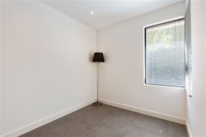 15 B Ballsbridge Avenue , Ballsbridge, Dublin 4
