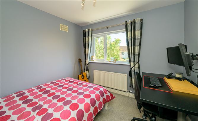 5 The Laurels, Beaufort Place, Navan, Meath