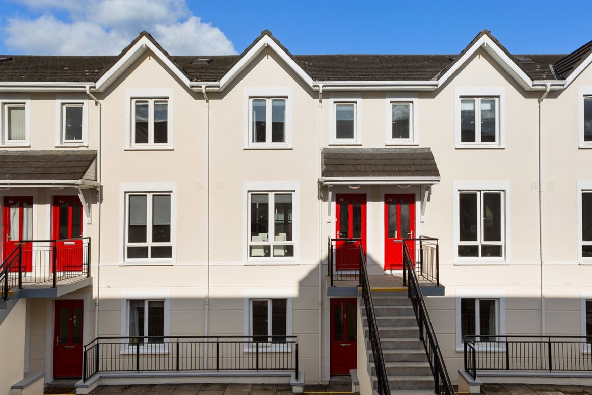 21 Saint Helen's Court, George's Street Lower, Dun Laoghaire, Co. Dublin