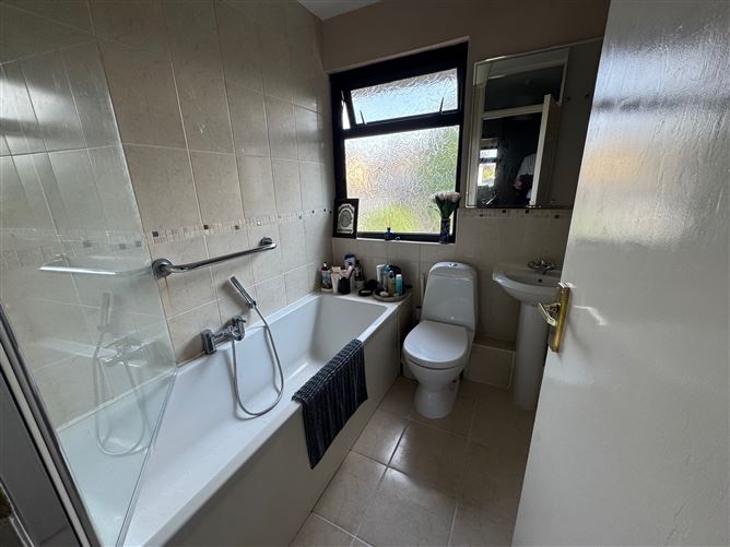 33 Mountain View, Blessington, Wicklow