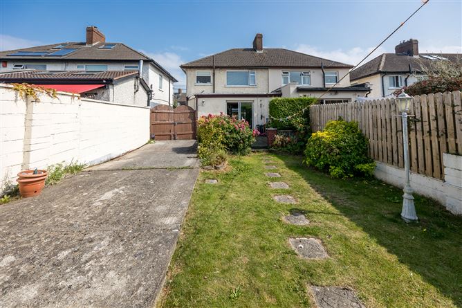 59 Elm Mount Park , Beaumont, Dublin 9