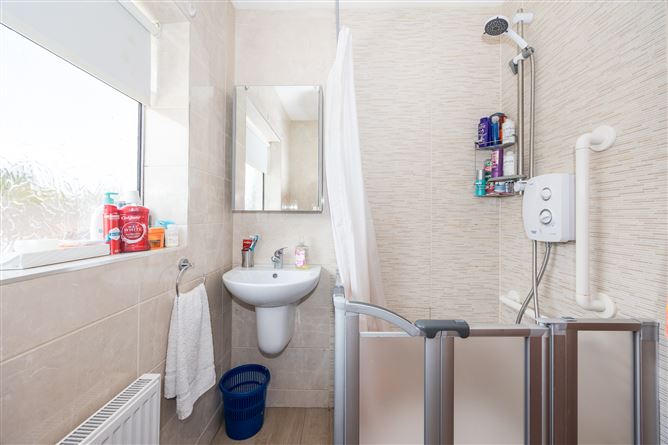 59 Elm Mount Park , Beaumont, Dublin 9
