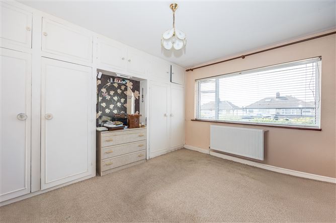 59 Elm Mount Park , Beaumont, Dublin 9