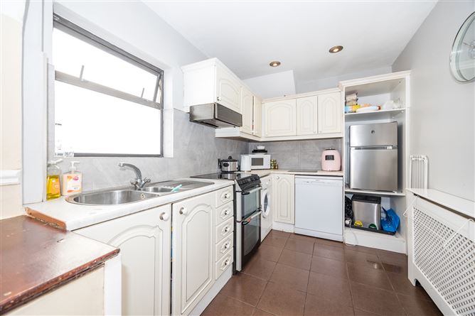 59 Elm Mount Park , Beaumont, Dublin 9