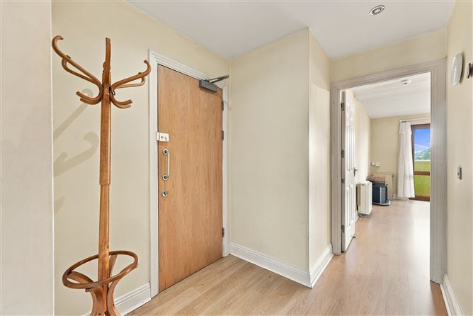 27 Milton Hall, Swords, County Dublin