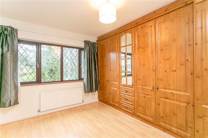 19 Birchfield Lawn, Goatstown, Dublin 14