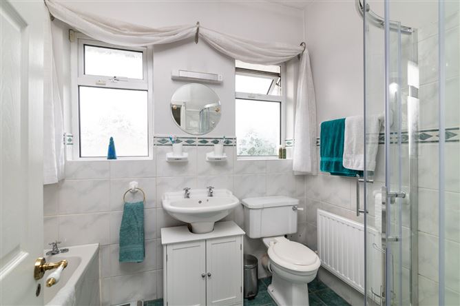 Avalon House, 13 Moylena, Tullamore, Co. Offaly