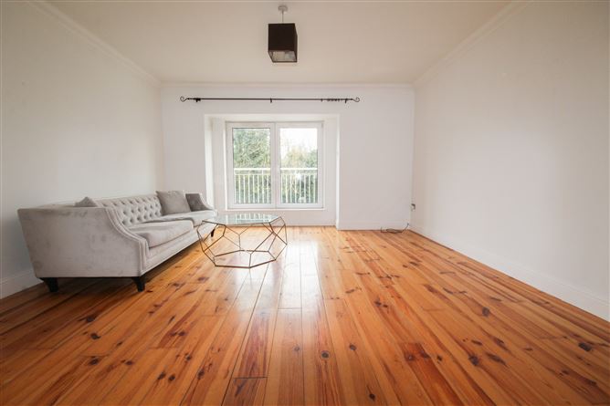 Two Bedroom Apartment, 23 Deerpark Court, Blessington, Wicklow