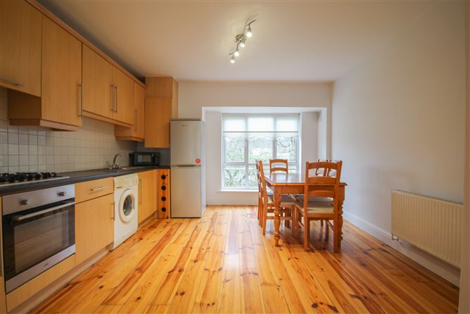 Two Bedroom Apartment, 23 Deerpark Court, Blessington, Wicklow