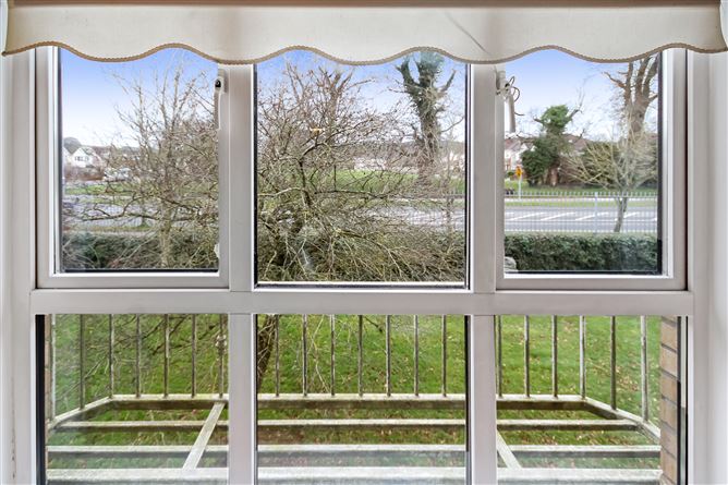 Two Bedroom Apartment, 23 Deerpark Court, Blessington, Wicklow