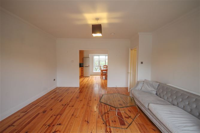 Two Bedroom Apartment, 23 Deerpark Court, Blessington, Wicklow