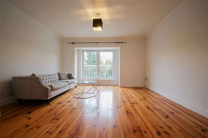 Two Bedroom Apartment, 23 Deerpark Court, Blessington, Wicklow