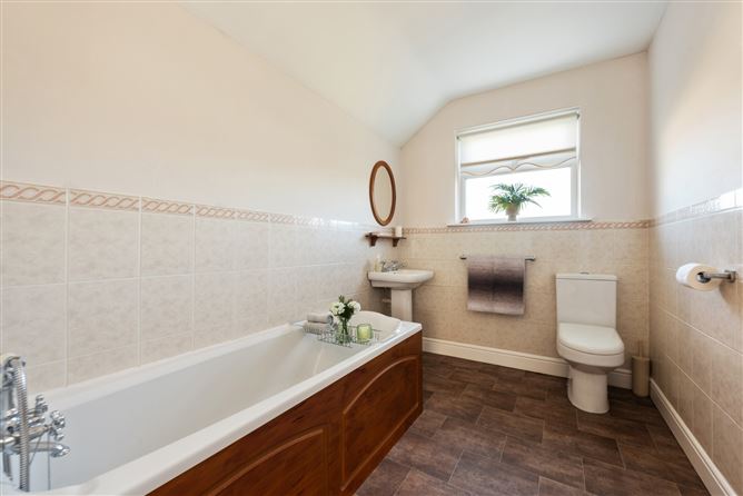 11 Loreto Terrace, Rathfarnham, Dublin 14