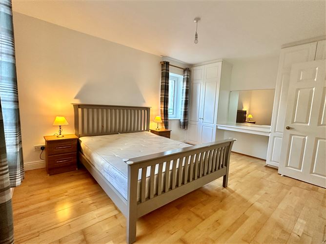 12 Roebuck Park House, Clonskeagh, Dublin 14