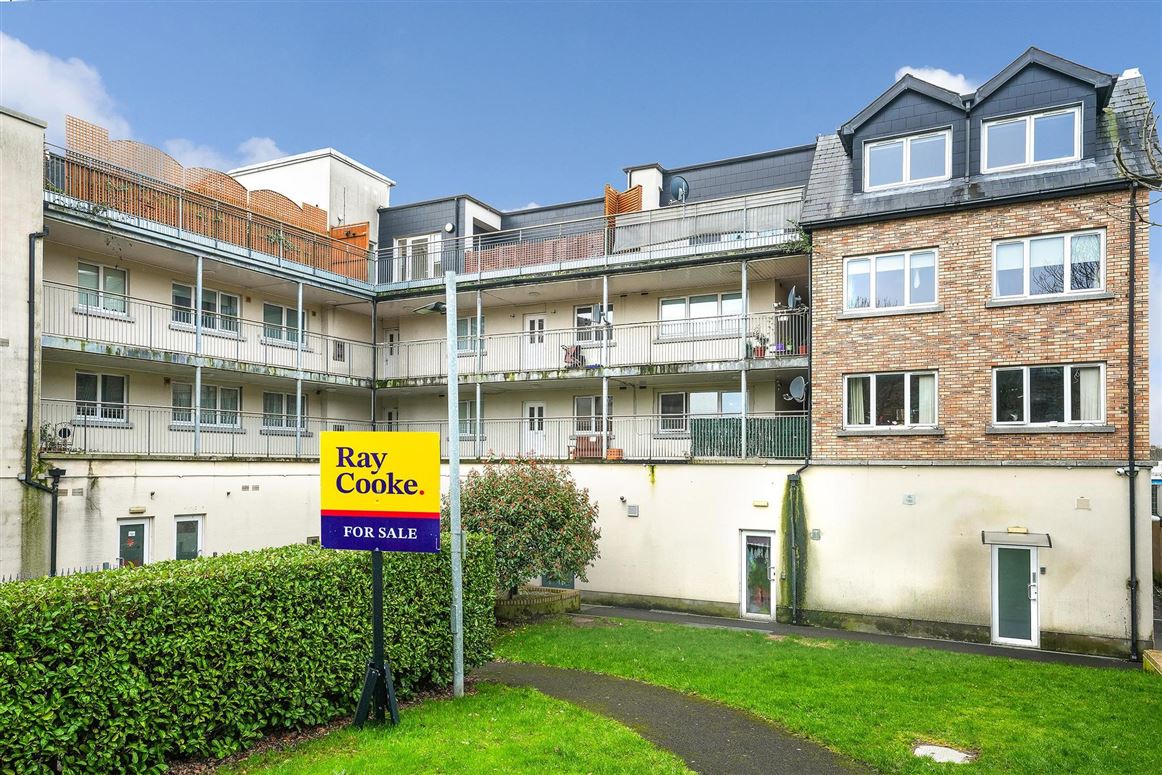 25 Eaton Close, Rathcoole, Co. Dublin