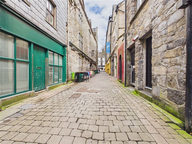 Apartment 17, Kirwans Court, Kirwans Lane, Galway, Co. Galway